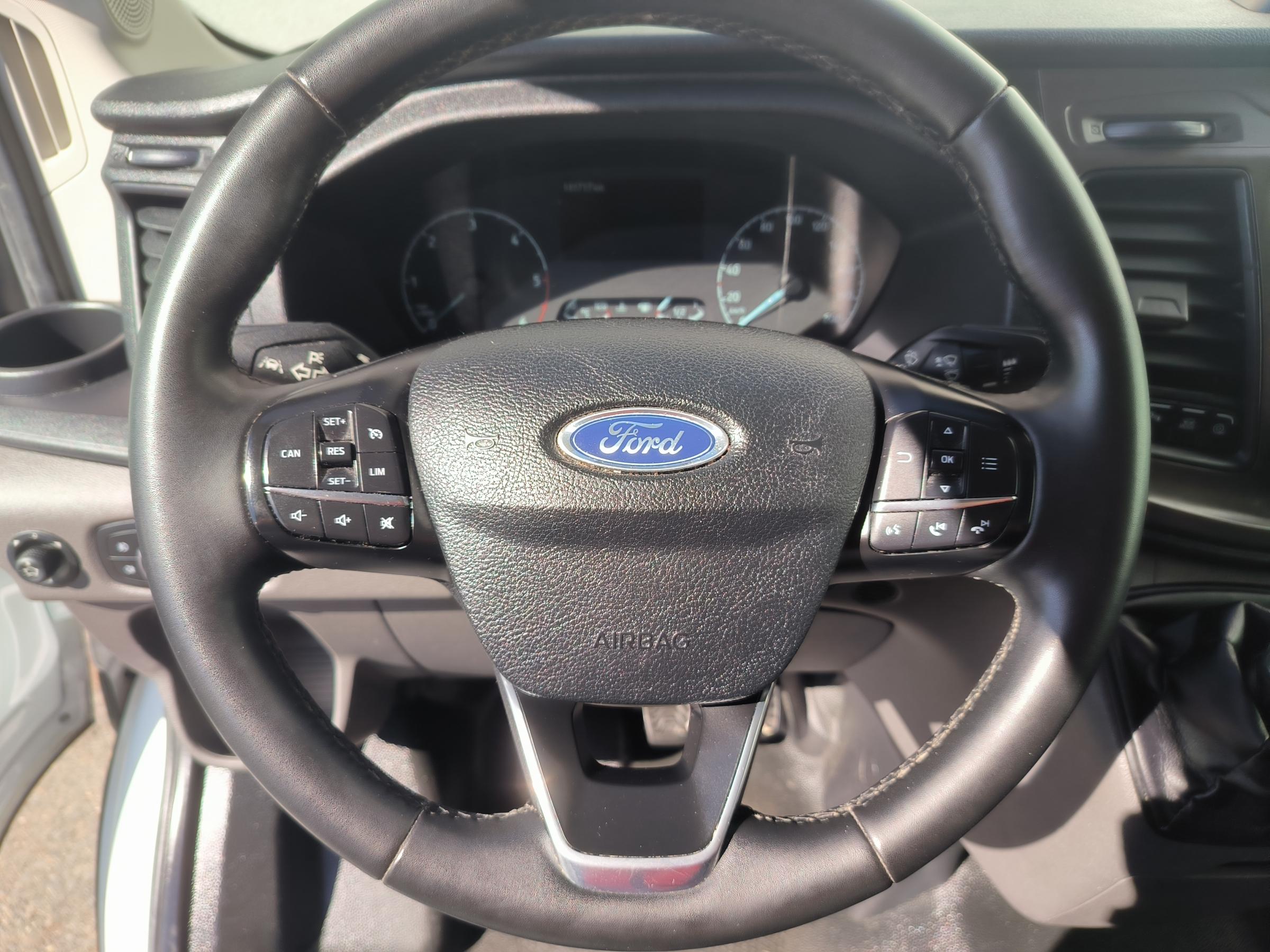 Ford Transit, 2022 - pohled č. 16