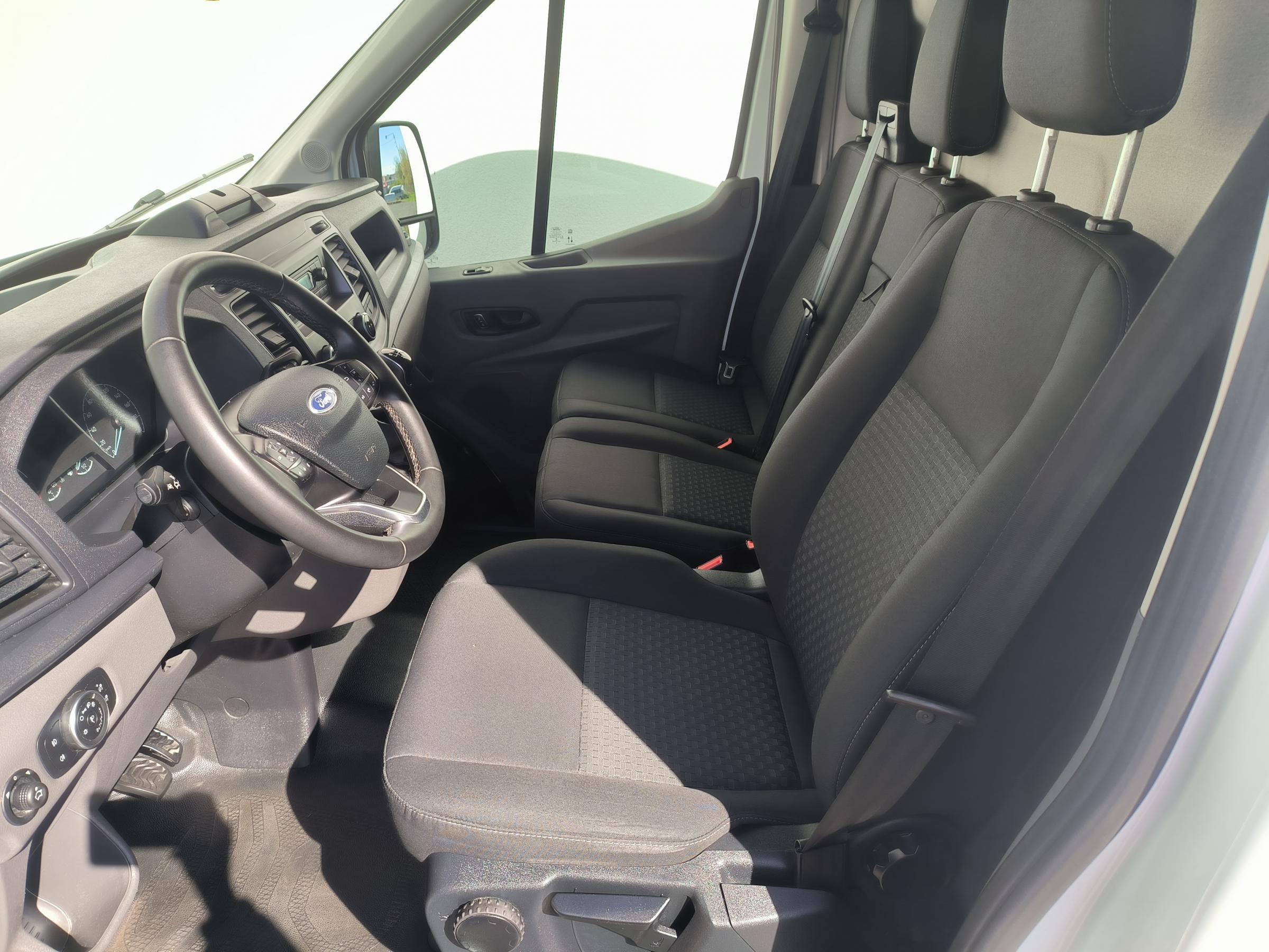 Ford Transit, 2022 - pohled č. 19