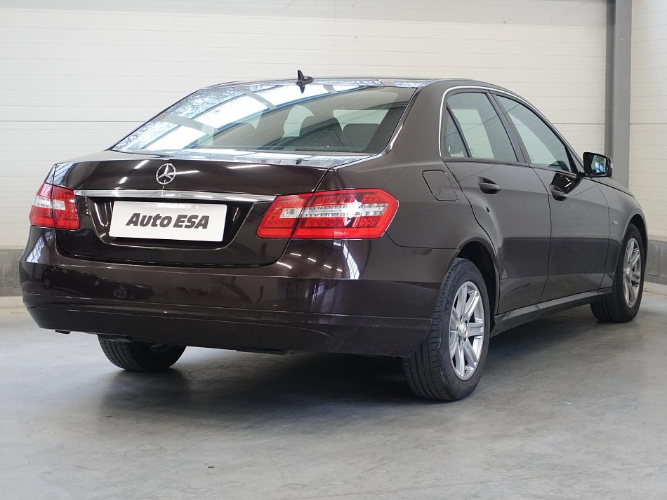 Mercedes-Benz Třída E 2.2 CDi  E 220