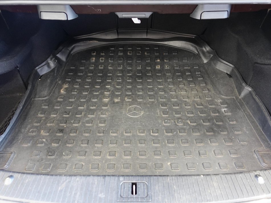 Mercedes-Benz Třída E 2.2 CDi  E 220