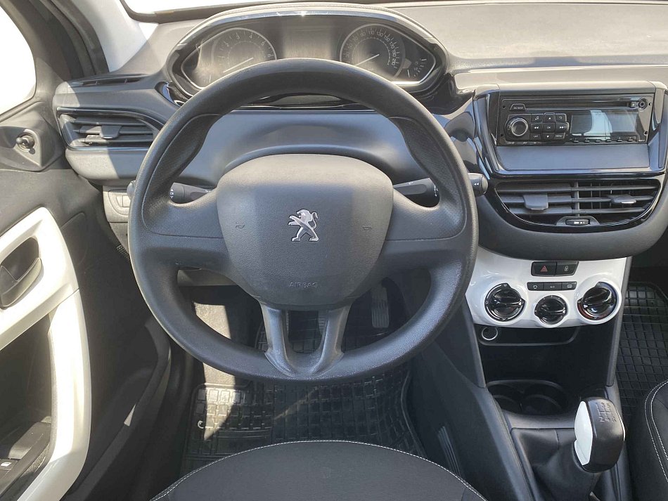 Peugeot 208 1.2 PT 