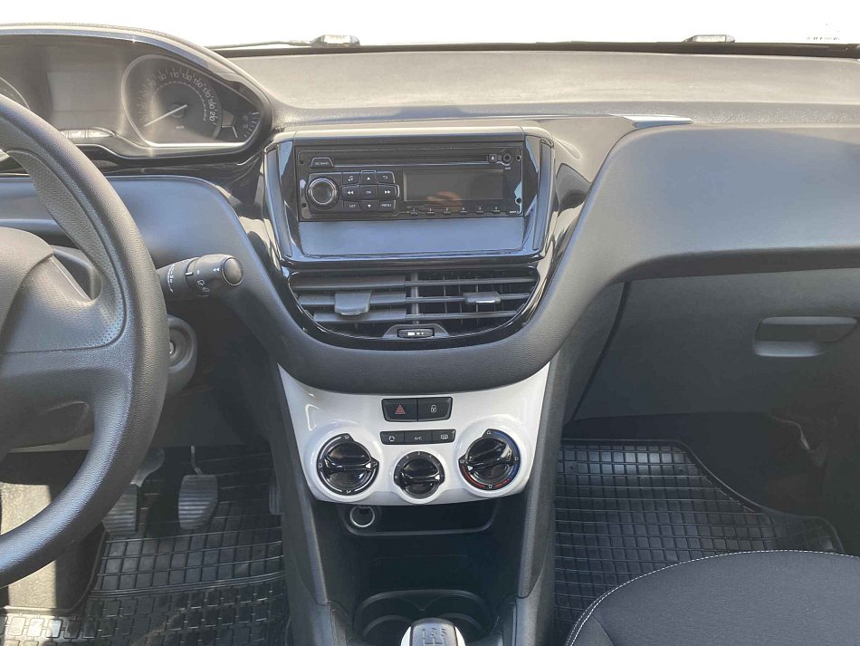 Peugeot 208 1.2 PT 
