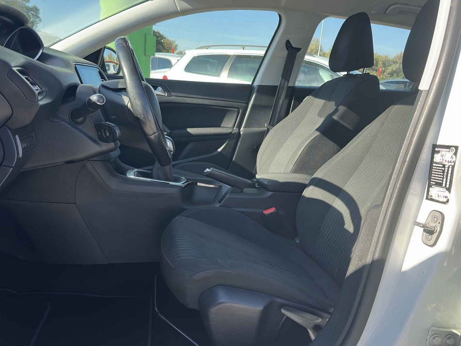 Peugeot 308 1.6 HDi 