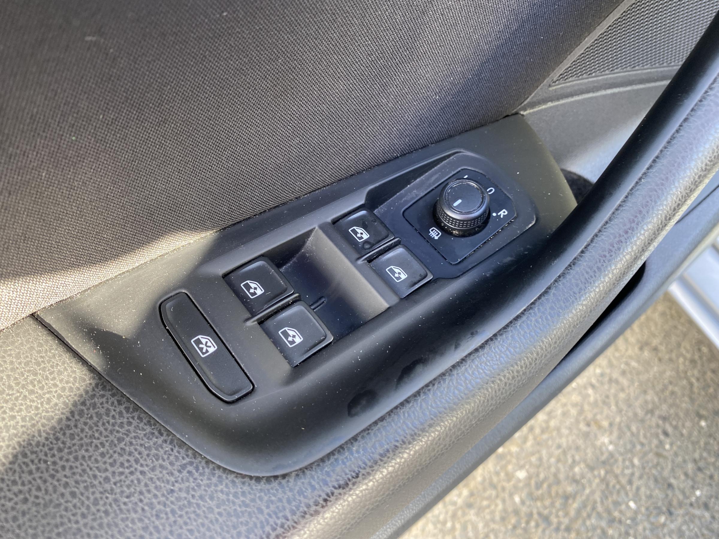 Volkswagen Passat, 2017 - pohled č. 13