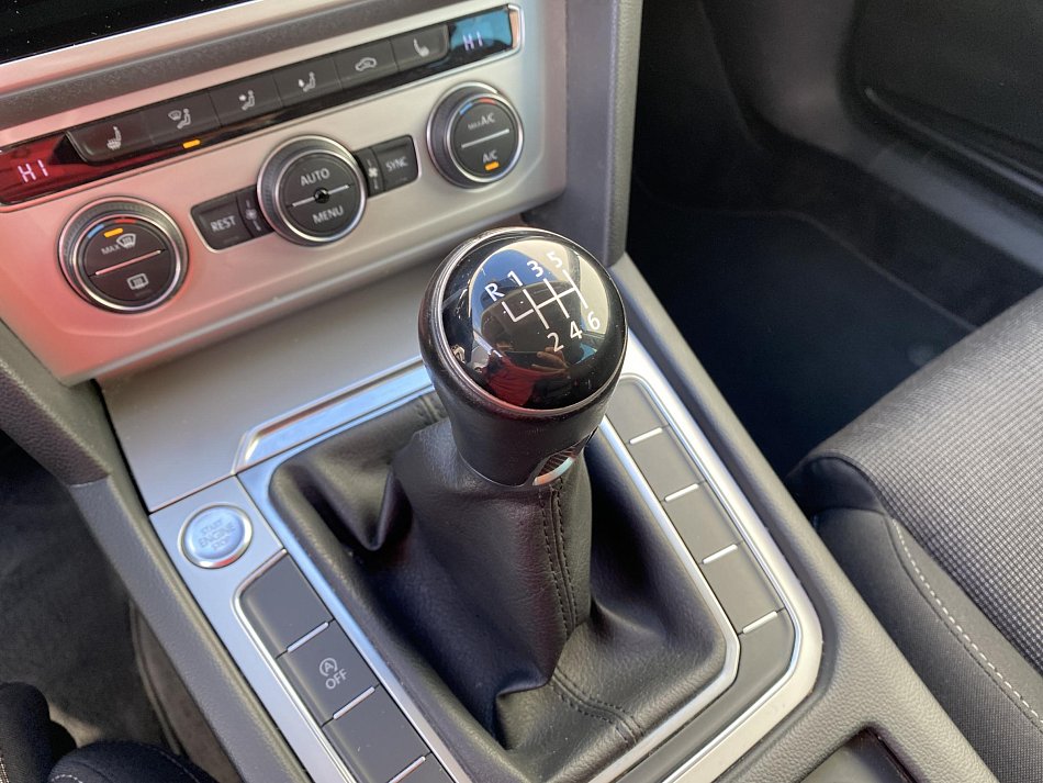 Volkswagen Passat 2.0 TDi Comfortline