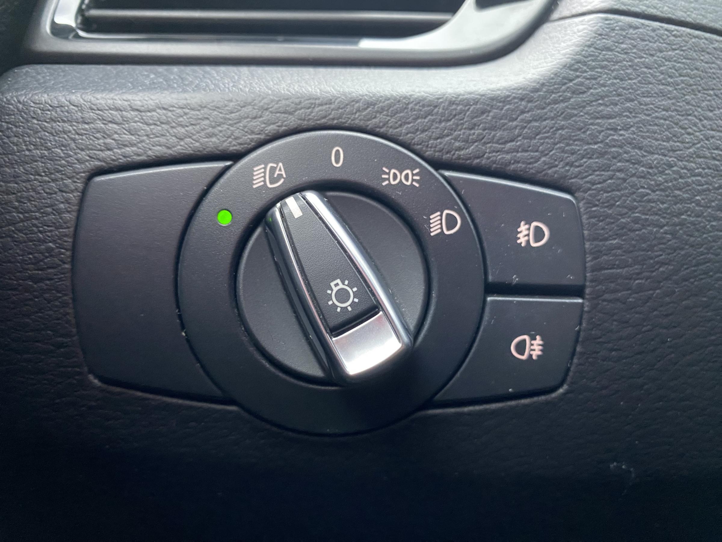 BMW X1, 2012 - pohled č. 12