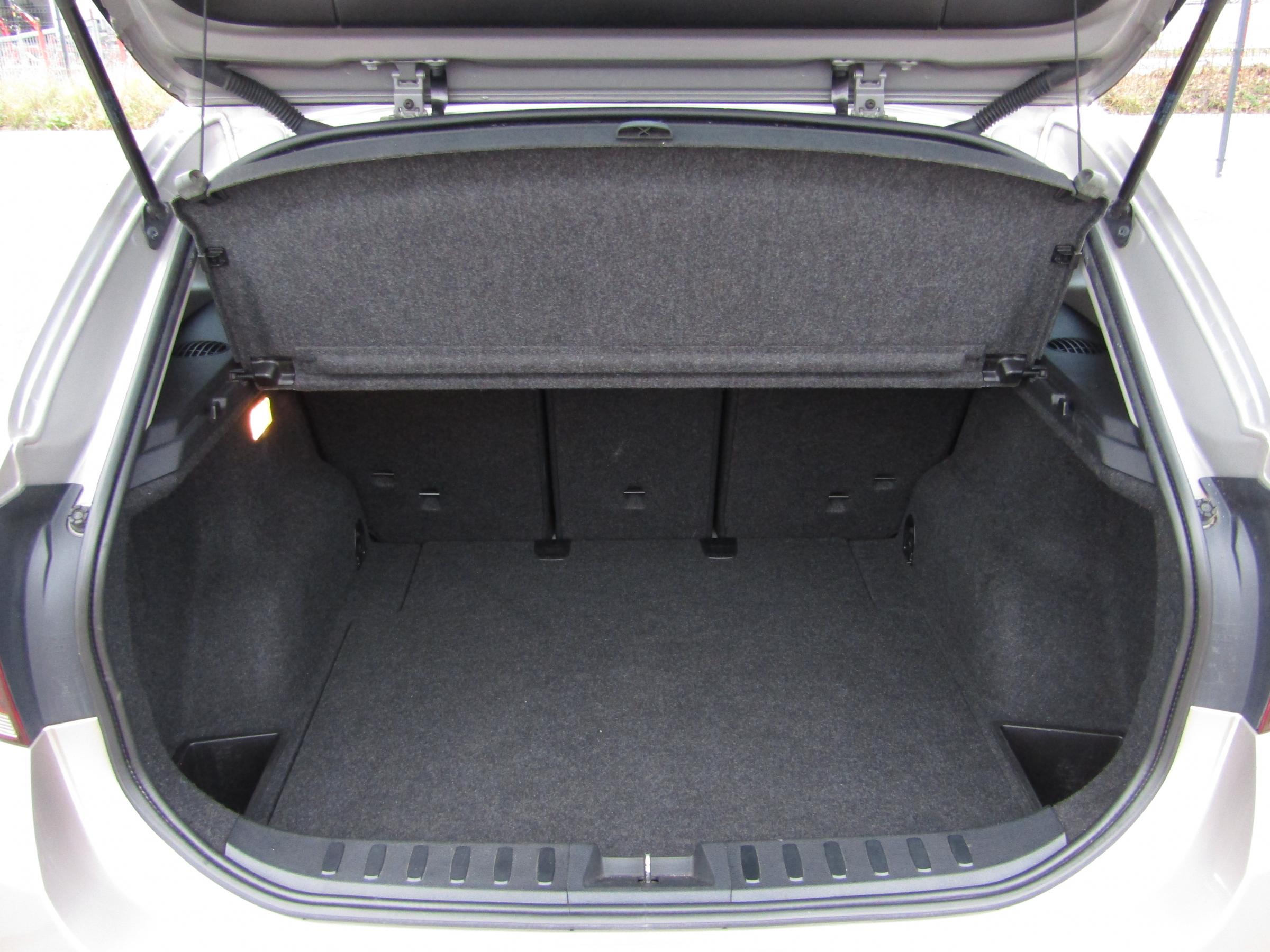 BMW X1, 2012 - pohled č. 7