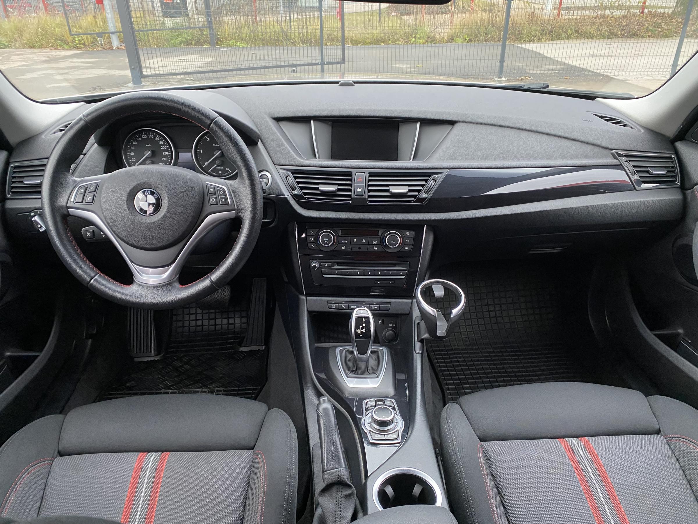 BMW X1, 2012 - pohled č. 8