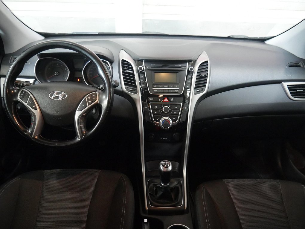Hyundai I30 1.6i 