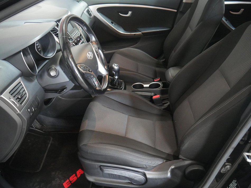 Hyundai I30 1.6i 