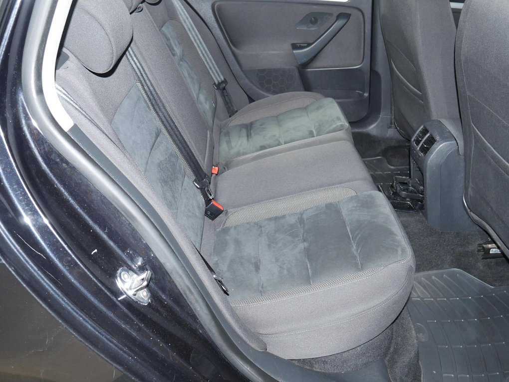 Volkswagen Golf 1.6.TDi  4x4