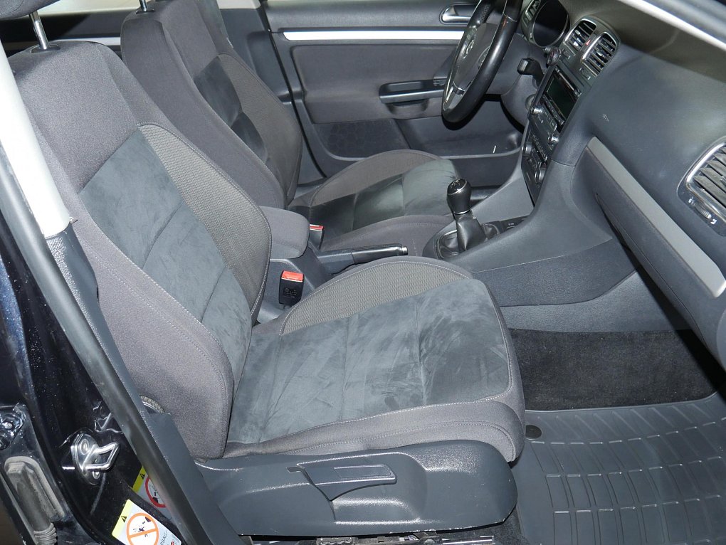 Volkswagen Golf 1.6.TDi  4x4