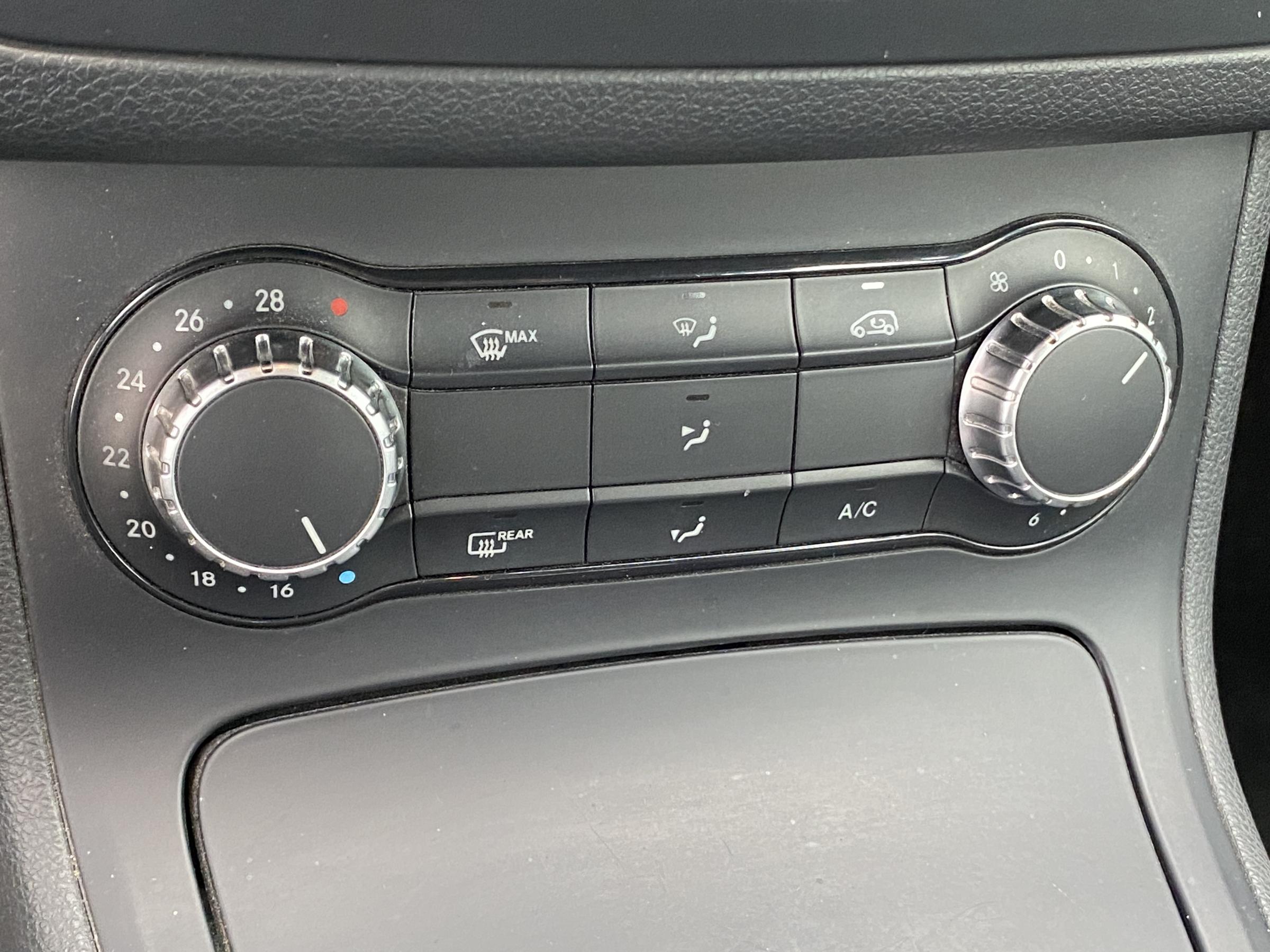 Mercedes-Benz Třída B, 2014 - pohled č. 15