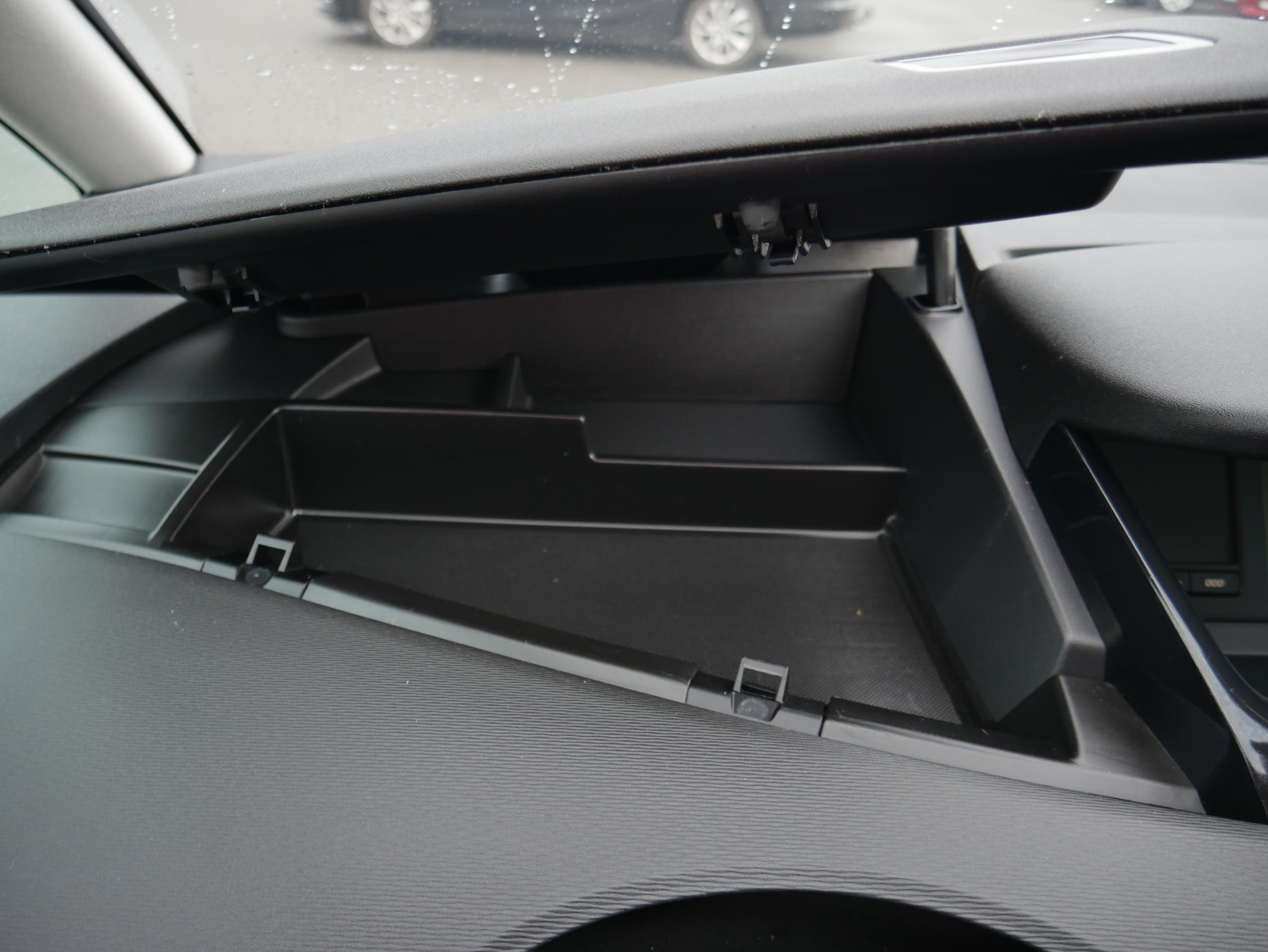 Citroën C4 Picasso, 2013 - pohled č. 20