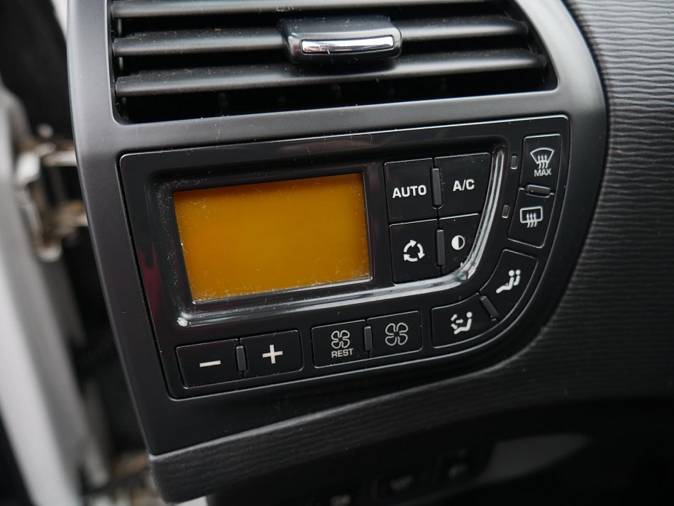 Citroën C4 Picasso 1.6eHDI  7míst