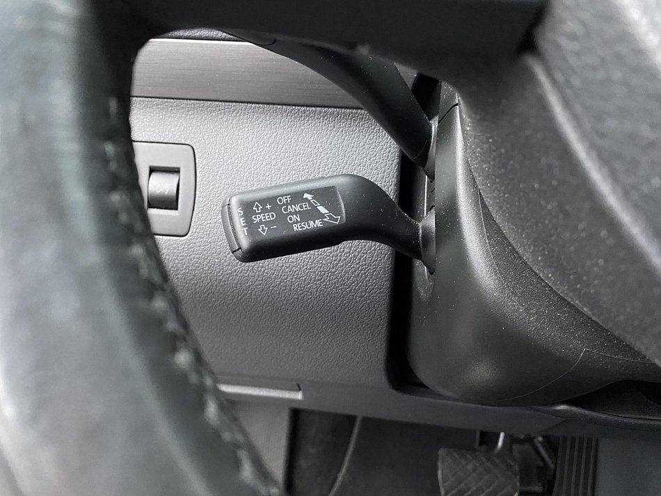 Volkswagen Touran 1.4 TSi CROSS