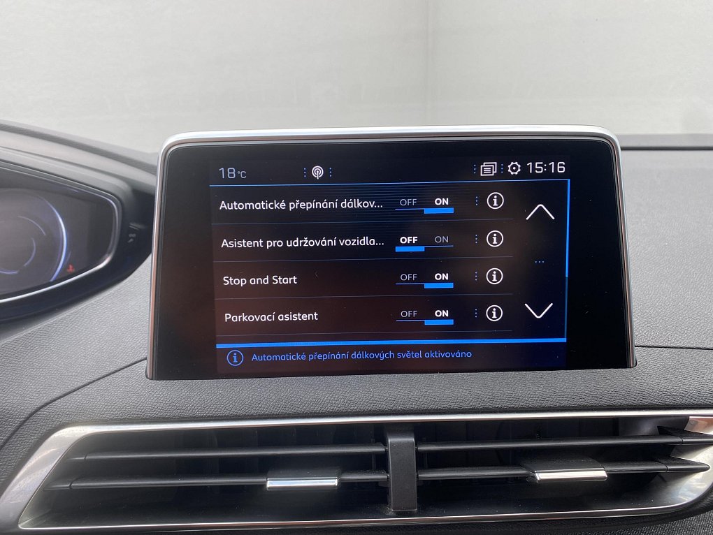 Peugeot 3008 1.2PT Allure