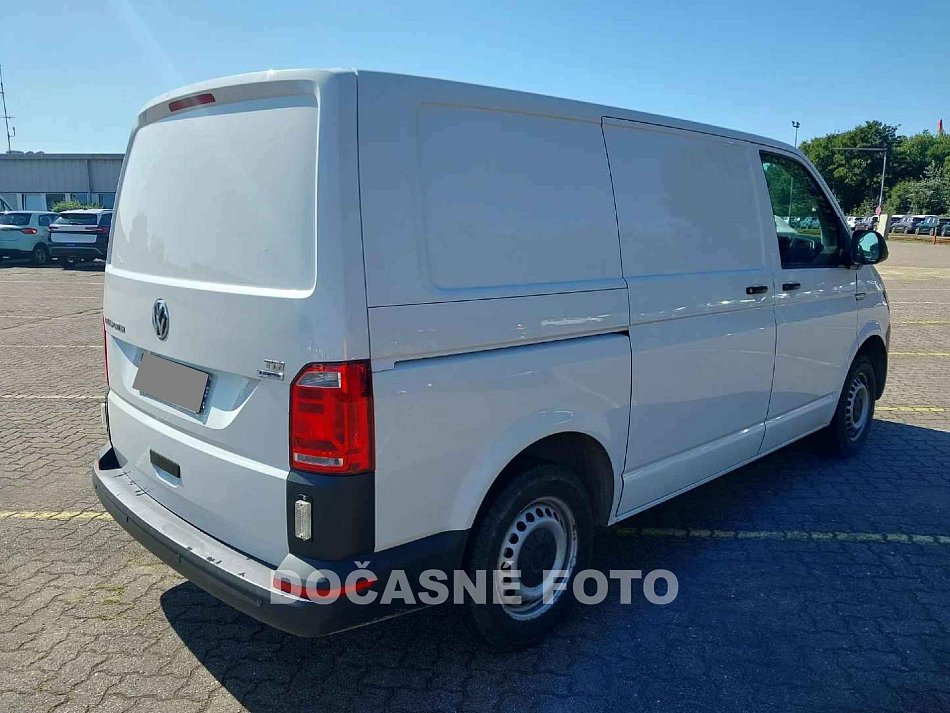 Volkswagen Transporter 2.0TDi  T6
