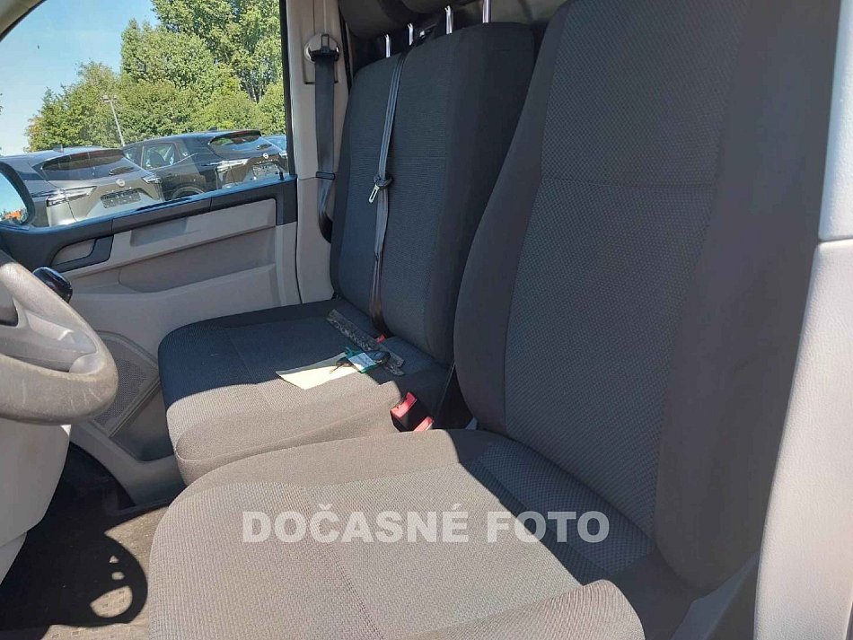 Volkswagen Transporter 2.0TDi  T6