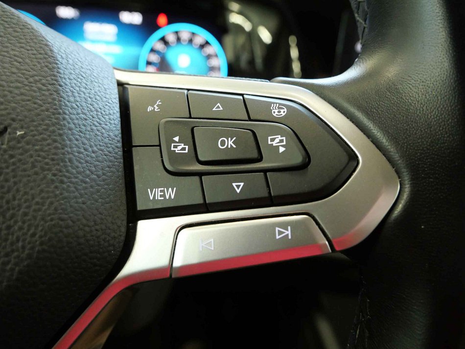 Volkswagen Golf 1.5 eTSi Style