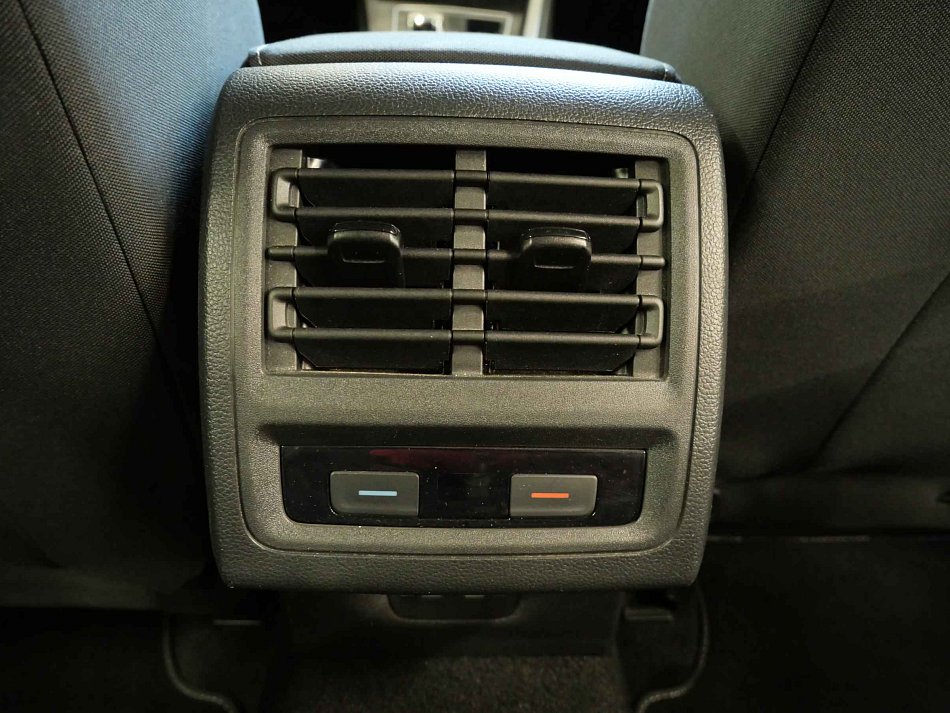 Volkswagen Golf 1.5 eTSi Style