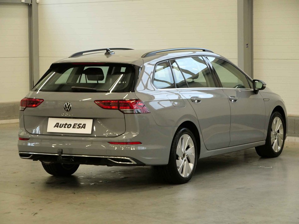 Volkswagen Golf 1.5 eTSi Style