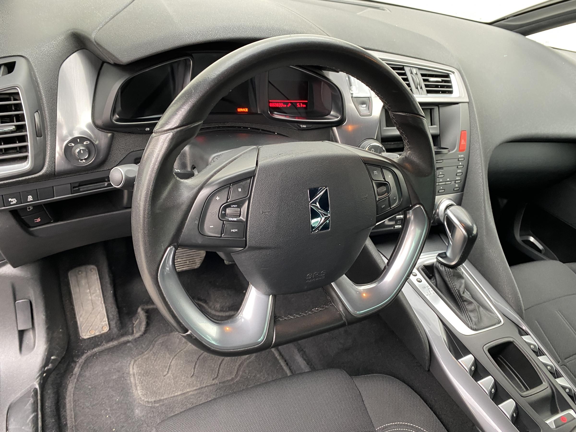 Citroën DS5, 2013 - pohled č. 12