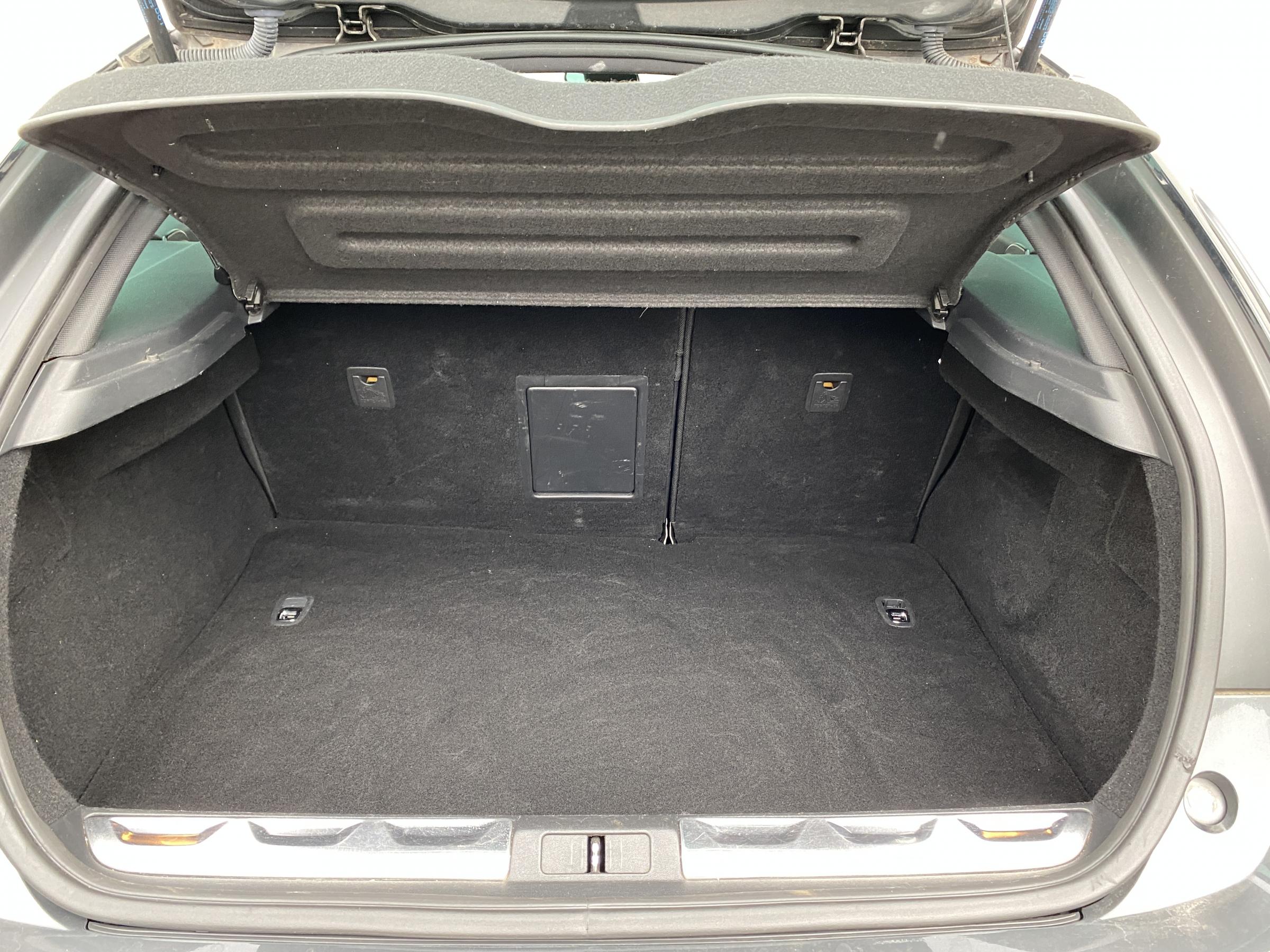 Citroën DS5, 2013 - pohled č. 7