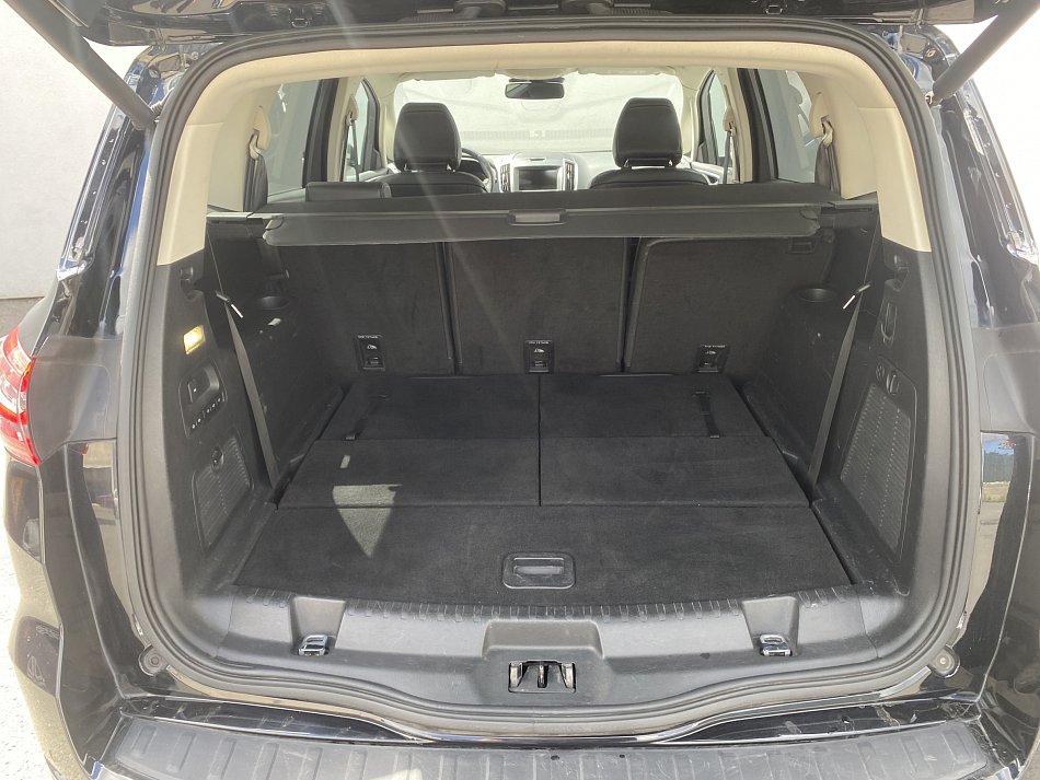 Ford S-MAX 2.0tdci  4x4, 7míst