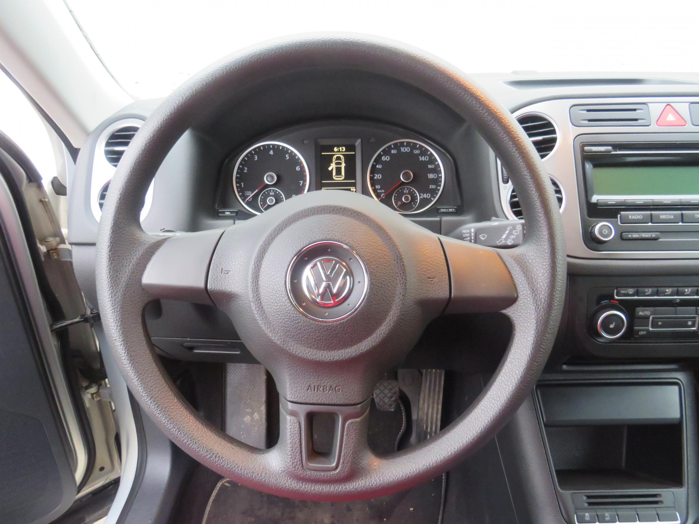 Volkswagen Tiguan, 2011 - pohled č. 16