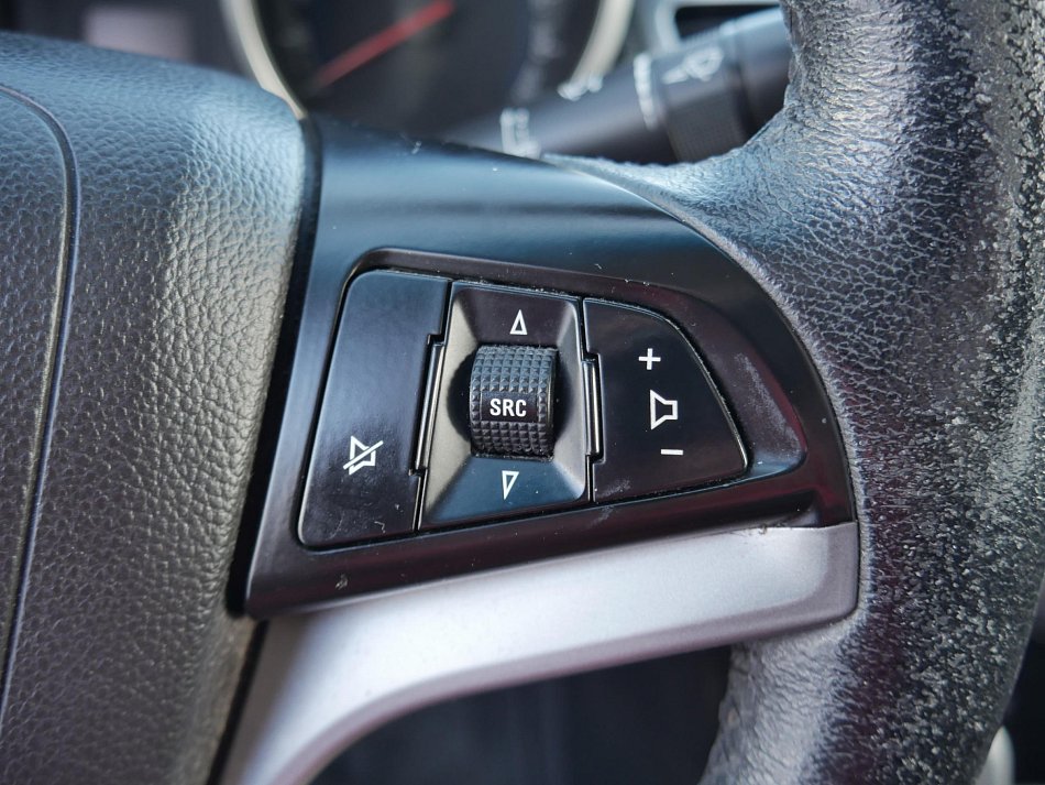 Chevrolet Cruze 1.6i 