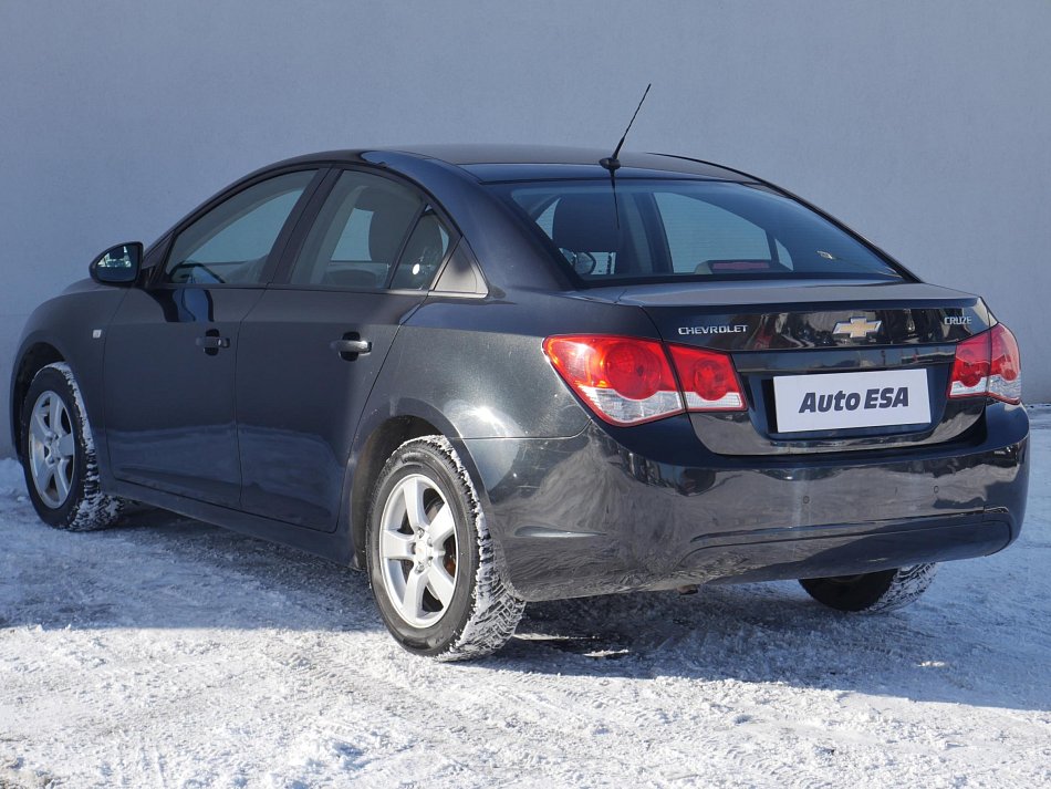 Chevrolet Cruze 1.6i 