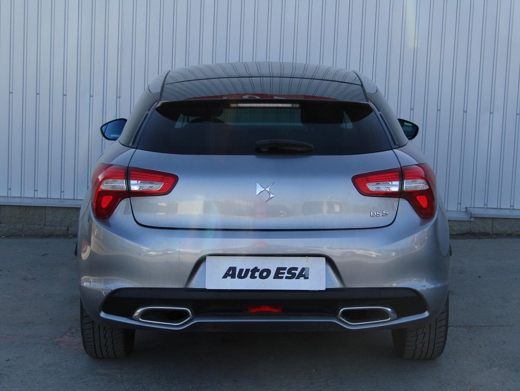 Citroën DS5 2.0 dCi 
