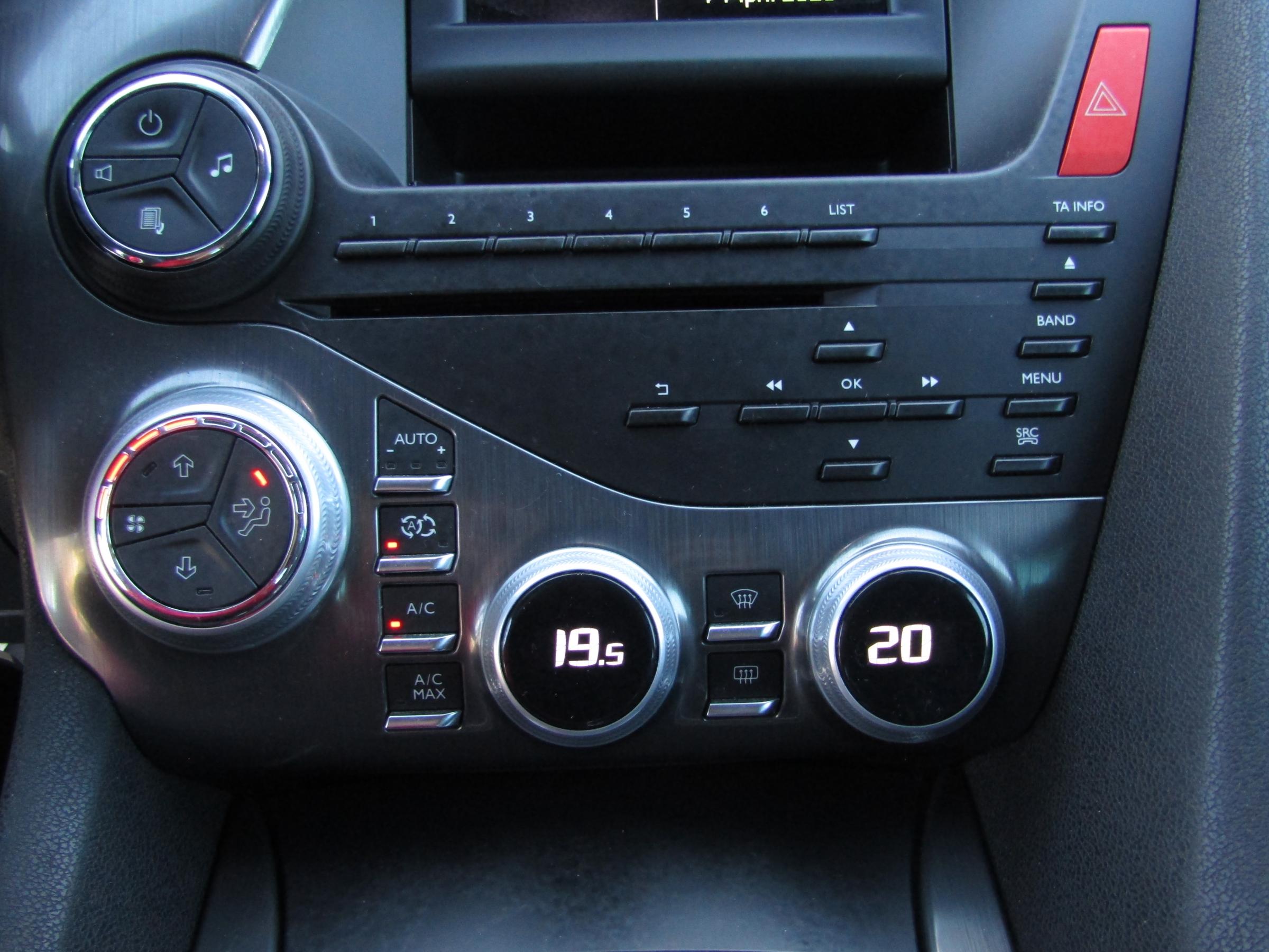 Citroën DS5, 2017 - pohled č. 14