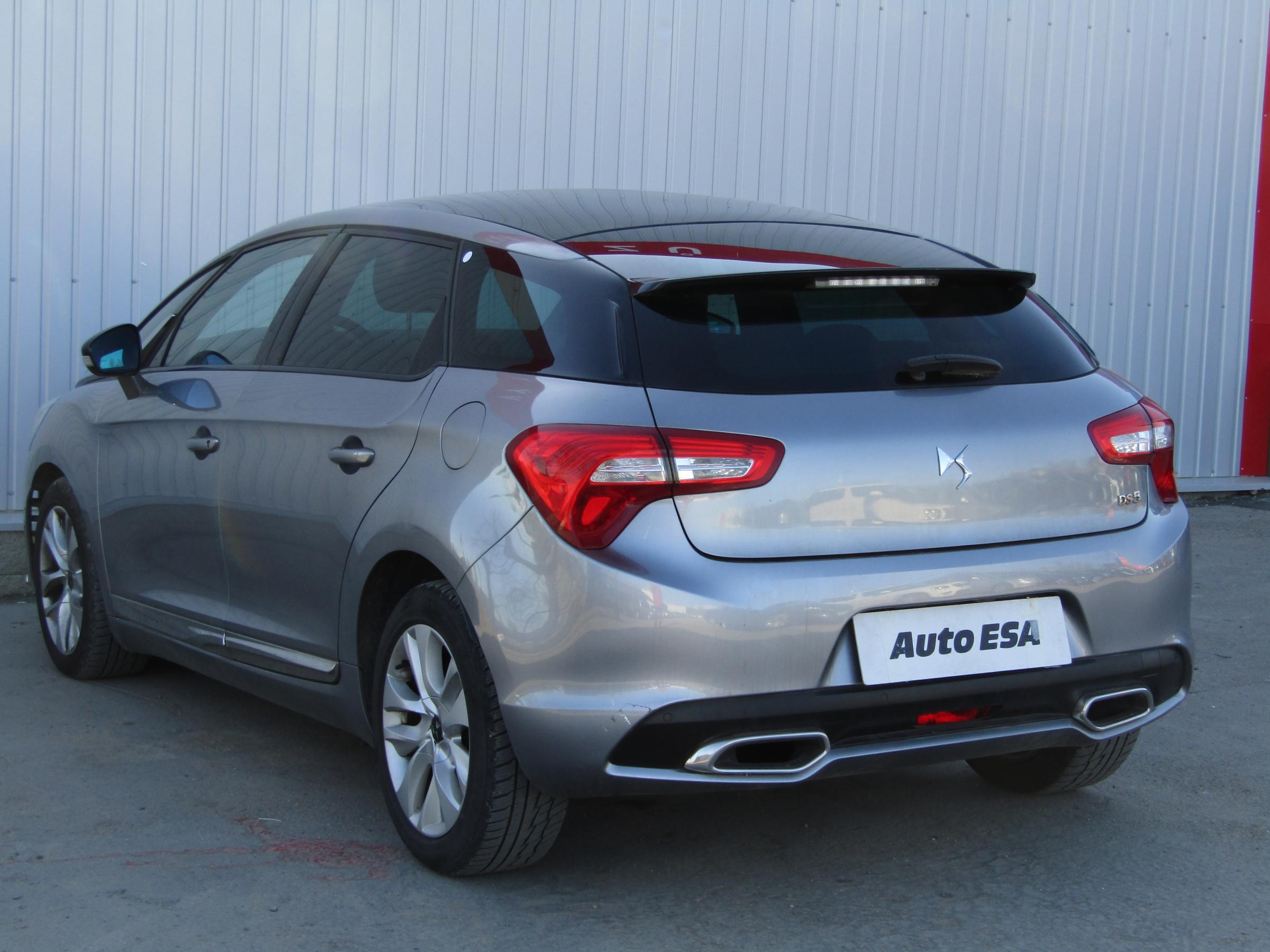 Citroën DS5, 2017 - pohled č. 6