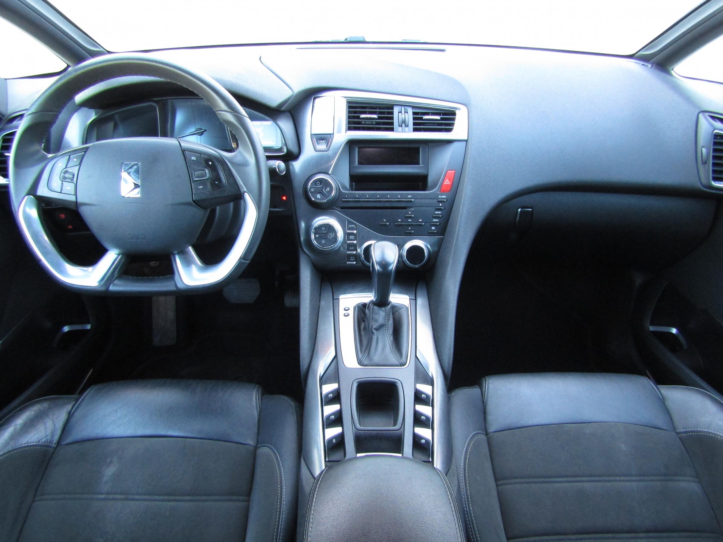 Citroën DS5, 2017 - pohled č. 8