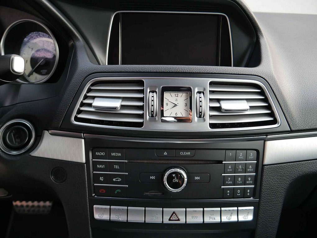 Mercedes-Benz Třída E 3.0 CDi 