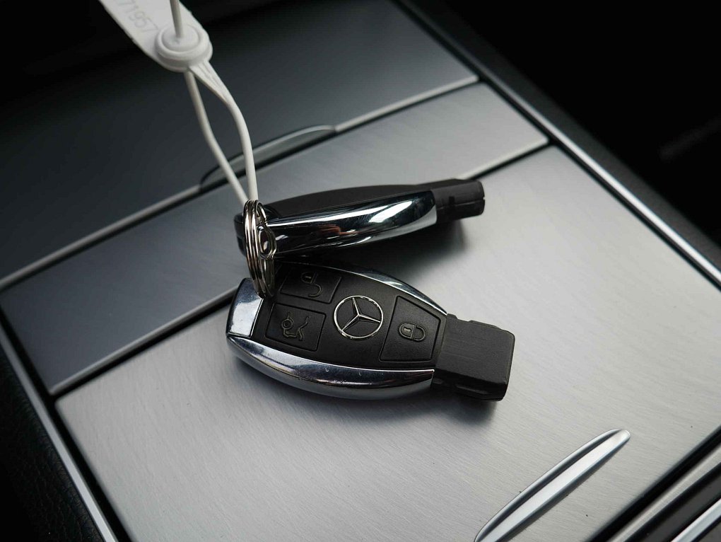 Mercedes-Benz Třída E 3.0 CDi 