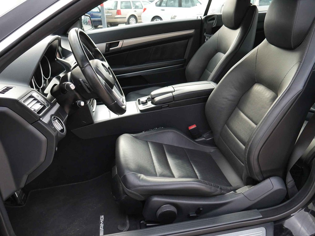 Mercedes-Benz Třída E 3.0 CDi 