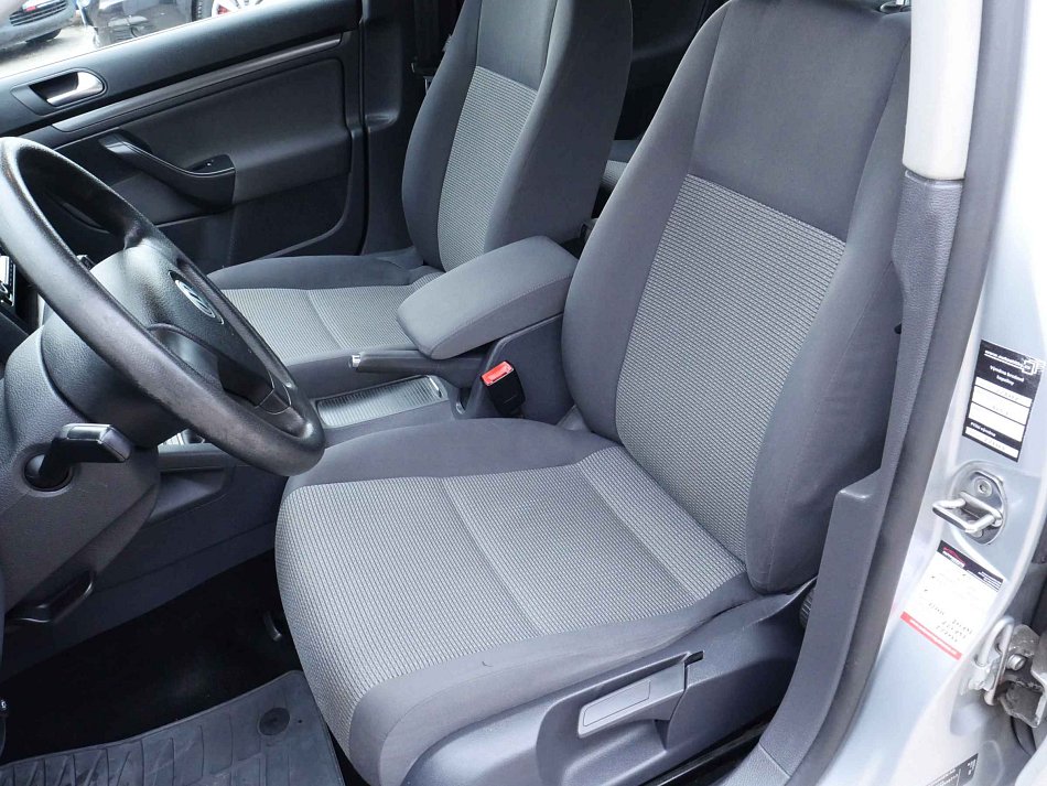 Volkswagen Golf 1.6i 