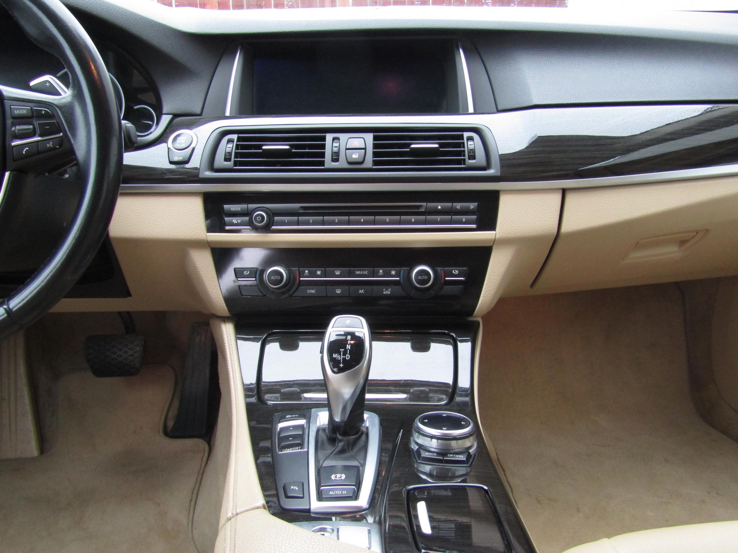 BMW Řada 5, 2014 - pohled č. 12