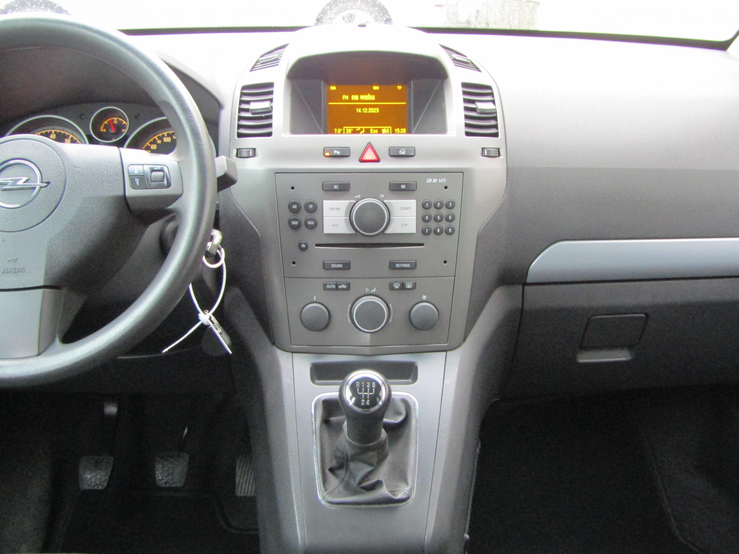 Opel Zafira, 2006 - pohled č. 13