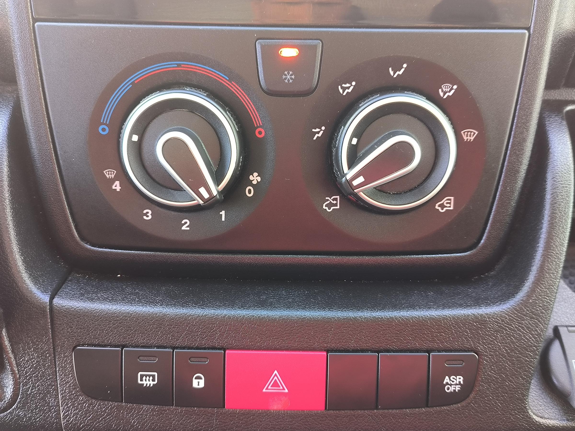 Peugeot Boxer, 2019 - pohled č. 16