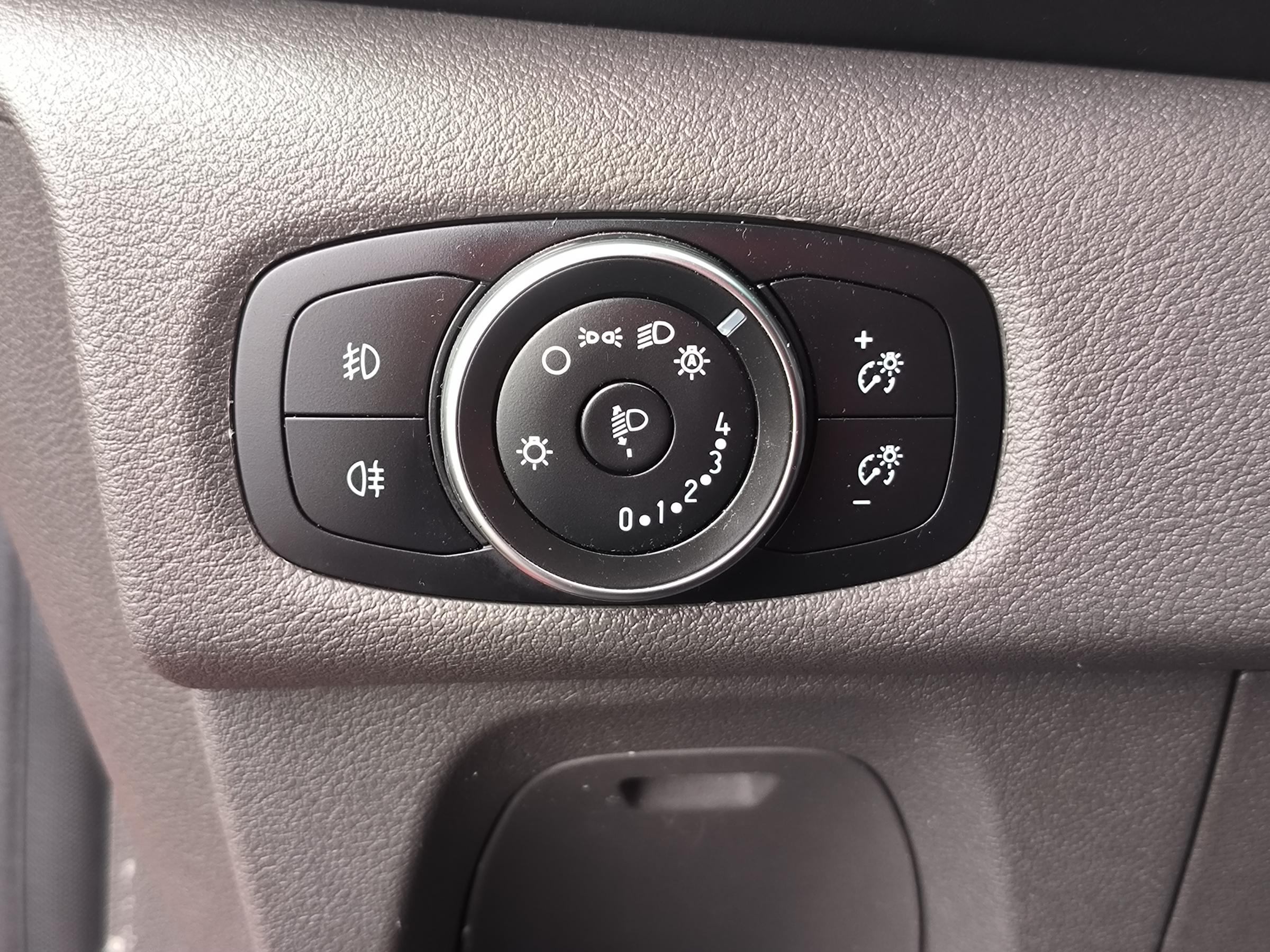 Ford Transit Custom, 2020 - pohled č. 23