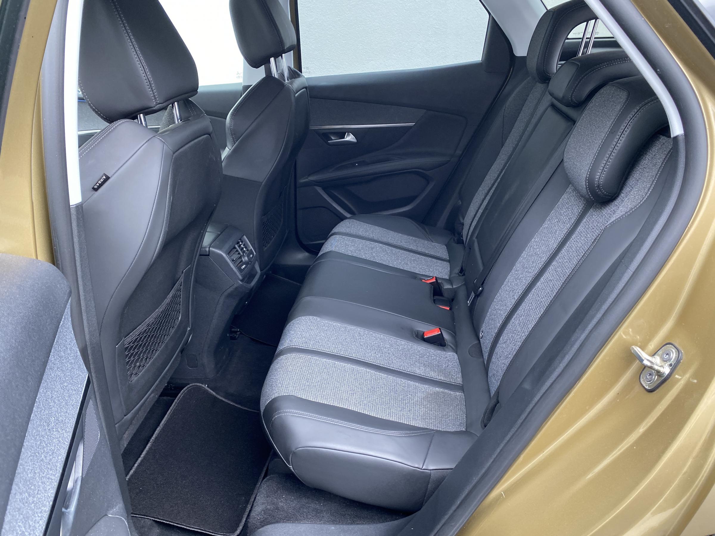 Peugeot 3008, 2017 - pohled č. 10