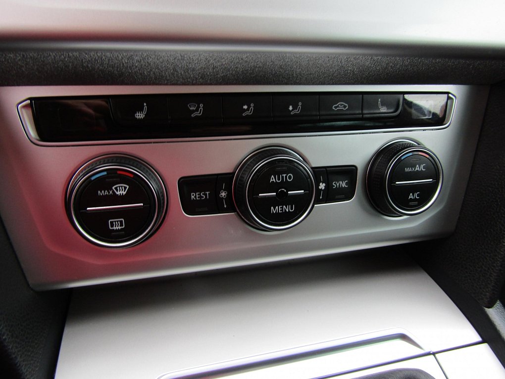 Volkswagen Passat 1.6 TDi 