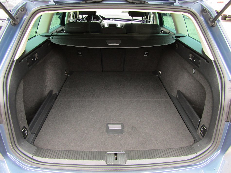 Volkswagen Passat 1.6 TDi 