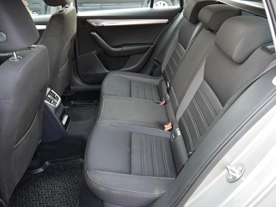 Škoda Octavia III 1.0 TSl Ambition Fresh