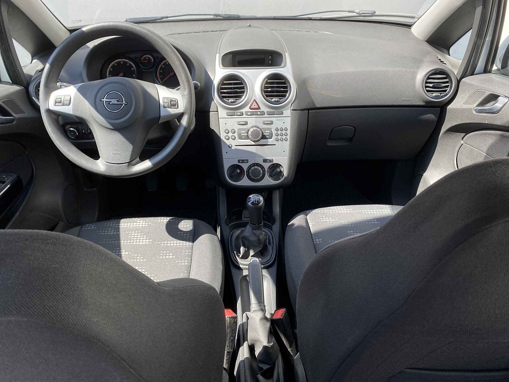 Opel Corsa 1.4i 16v 