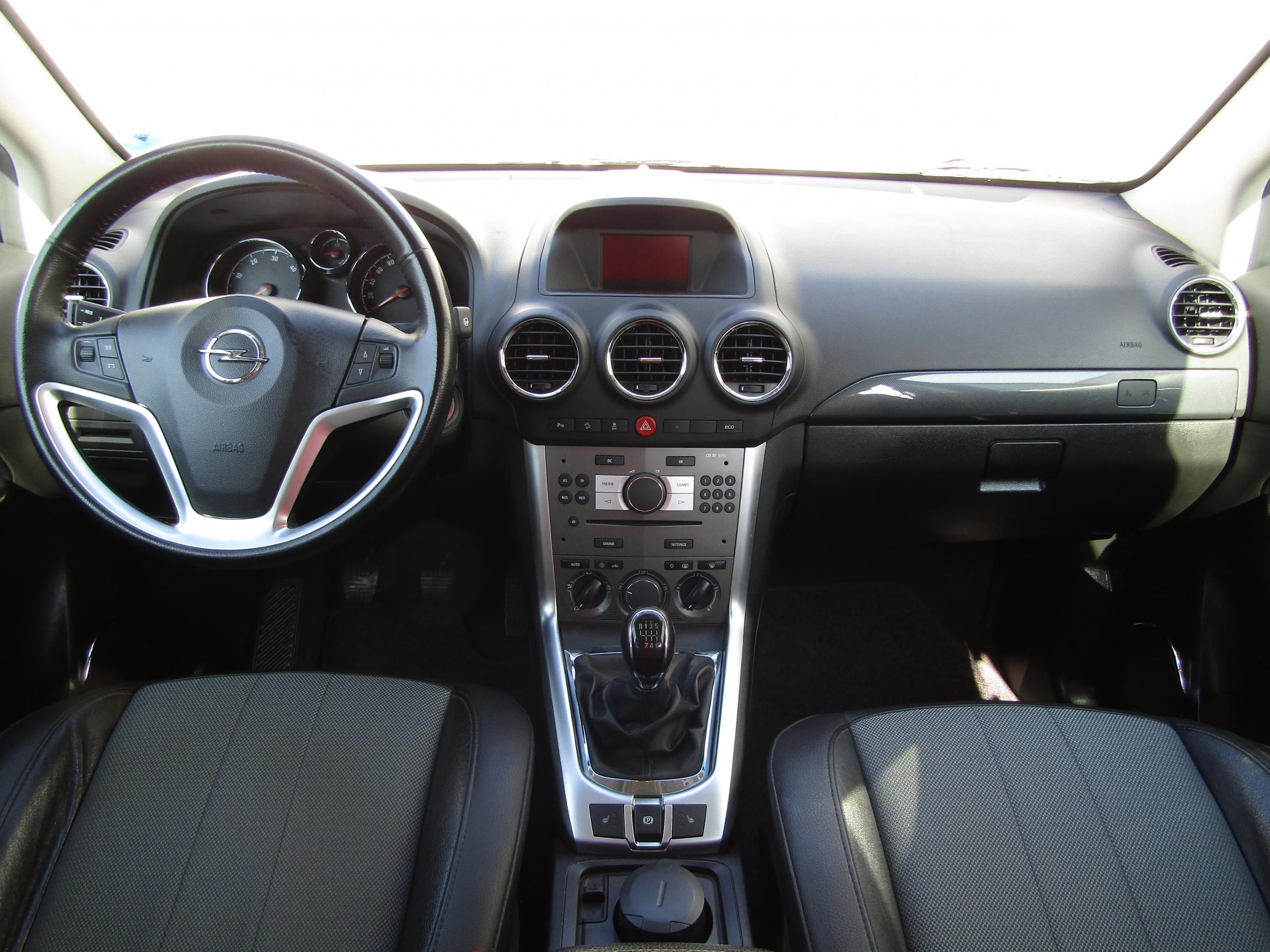 Opel Antara, 2013 - pohled č. 9